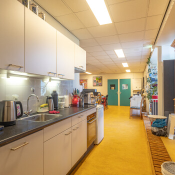 keukenblok met diverse keukenapparatuur